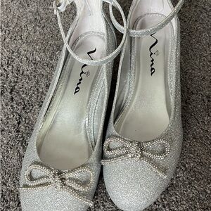 Nina Girls Silver Glitter Shoes